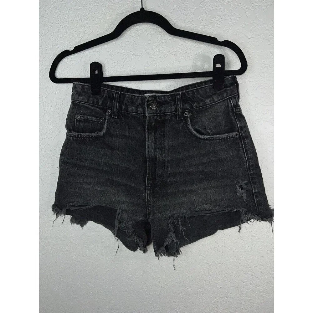 Zara Black High Rise Distressed Denim Jean Shorts 100% Cotton Faded Size 4 (m) - Picture 2 of 5